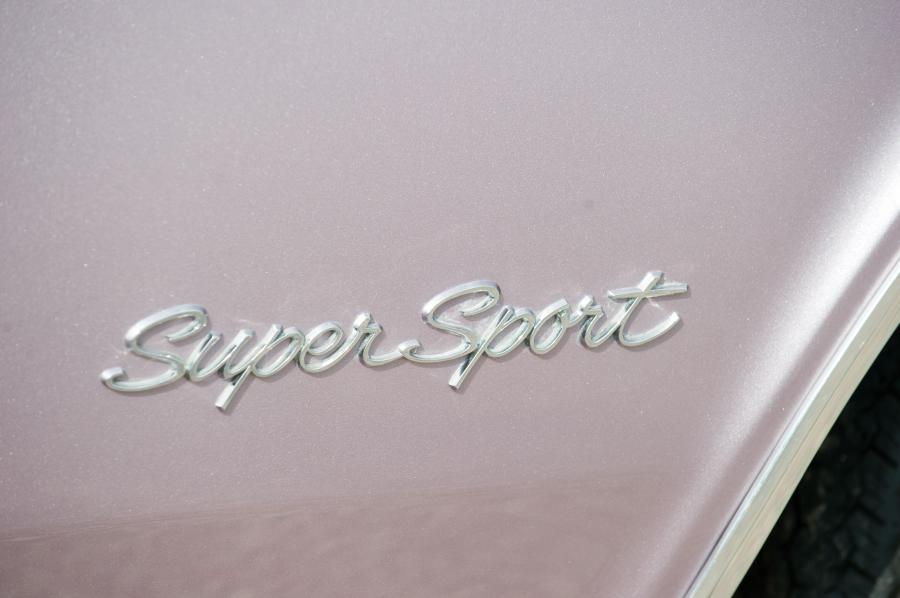  Chevrolet Impala SS 396 Convertible 1965 года  (фото 17 из 29)